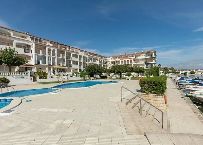 Flateli Apartman Empuriabrava