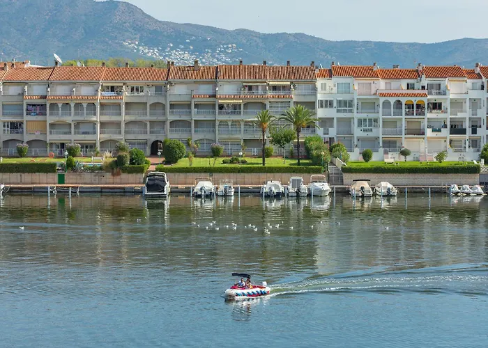 Apartment Flateli Empuriabrava